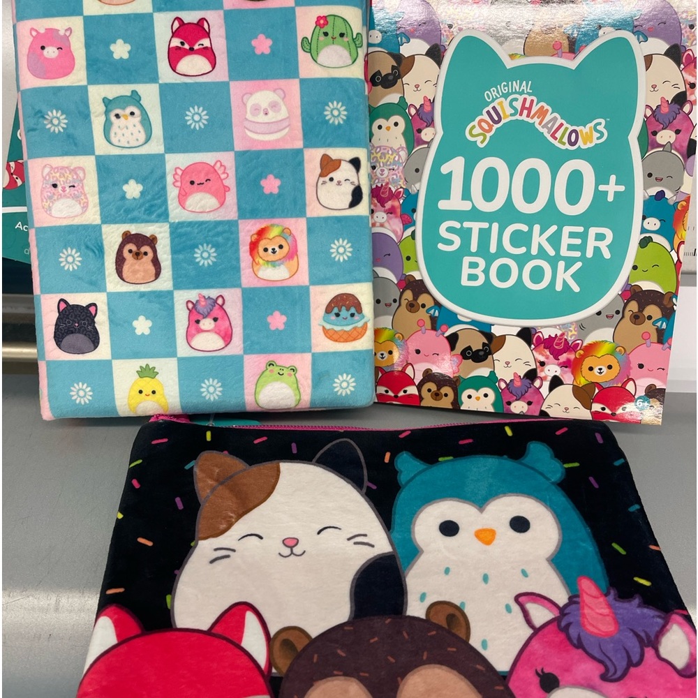 NWT 🔥 Bundle Squishmallows notebook/journal + 1000sticker book +pencil pouch 😍